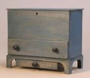 Miniature Shaker Blanket Chest