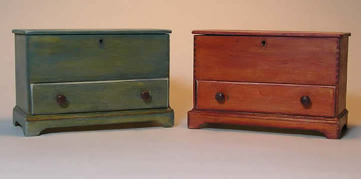 Miniature Shaker Blanket Chest