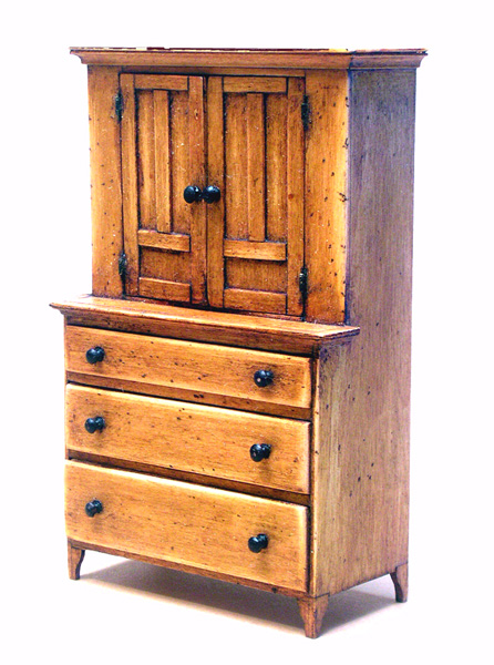 Miniature Shaker Sill Cabinet #06 circa 1840